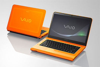 Oranžen lepotec Sony Vaio C