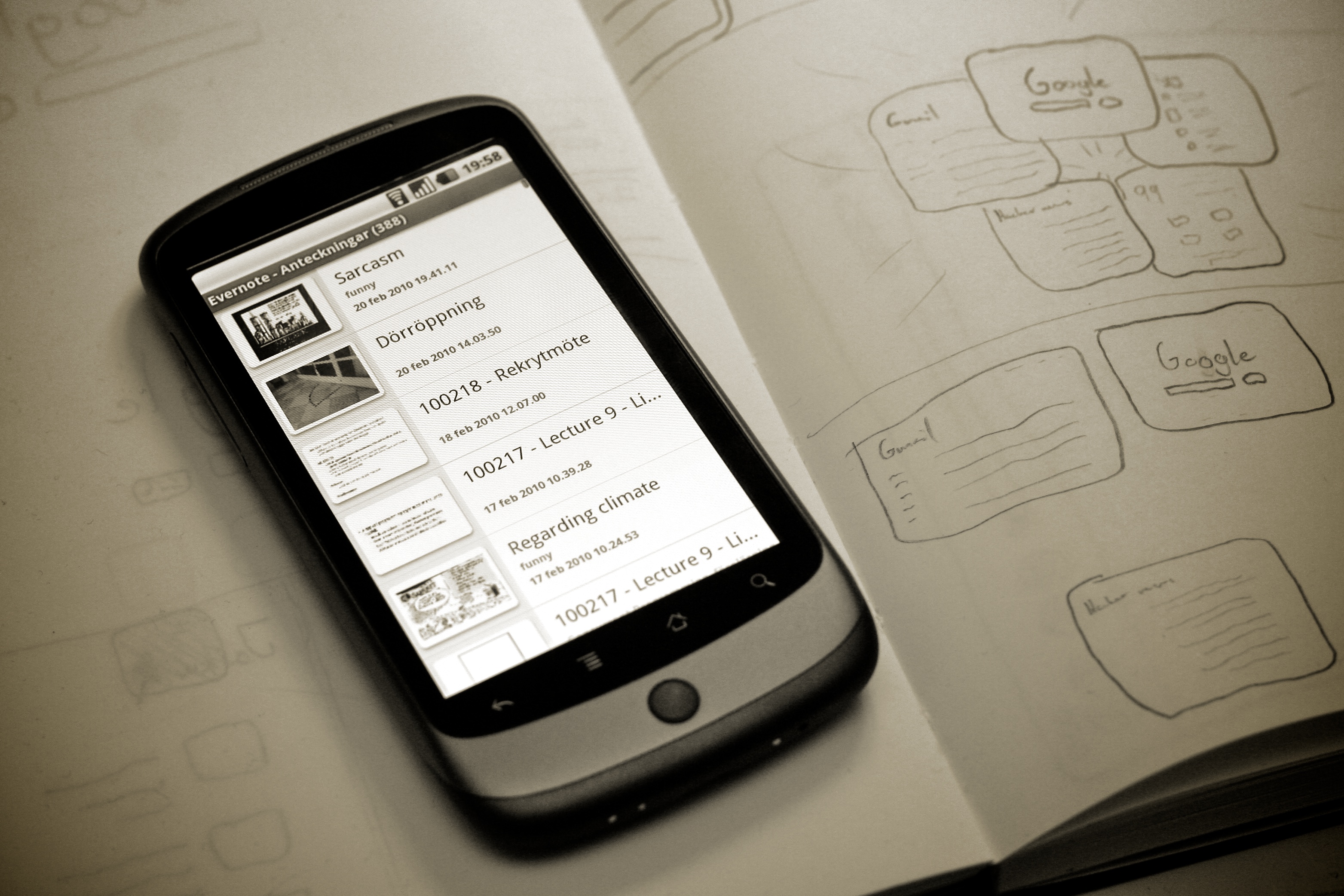 Google_Nexus_One_with_Evernote_for_Android_(4375773612)