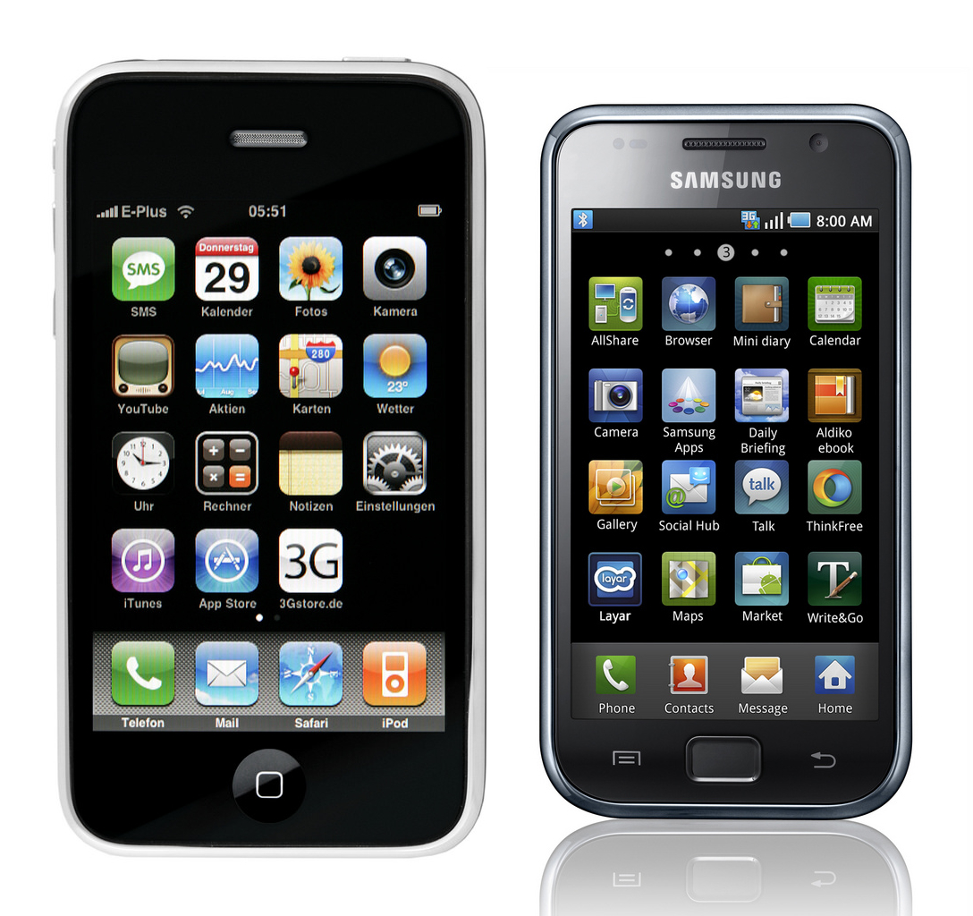 Ali se vam zdi, da je Samsung očitno kopiral oblikovalske smernice prvotnega iPhona?