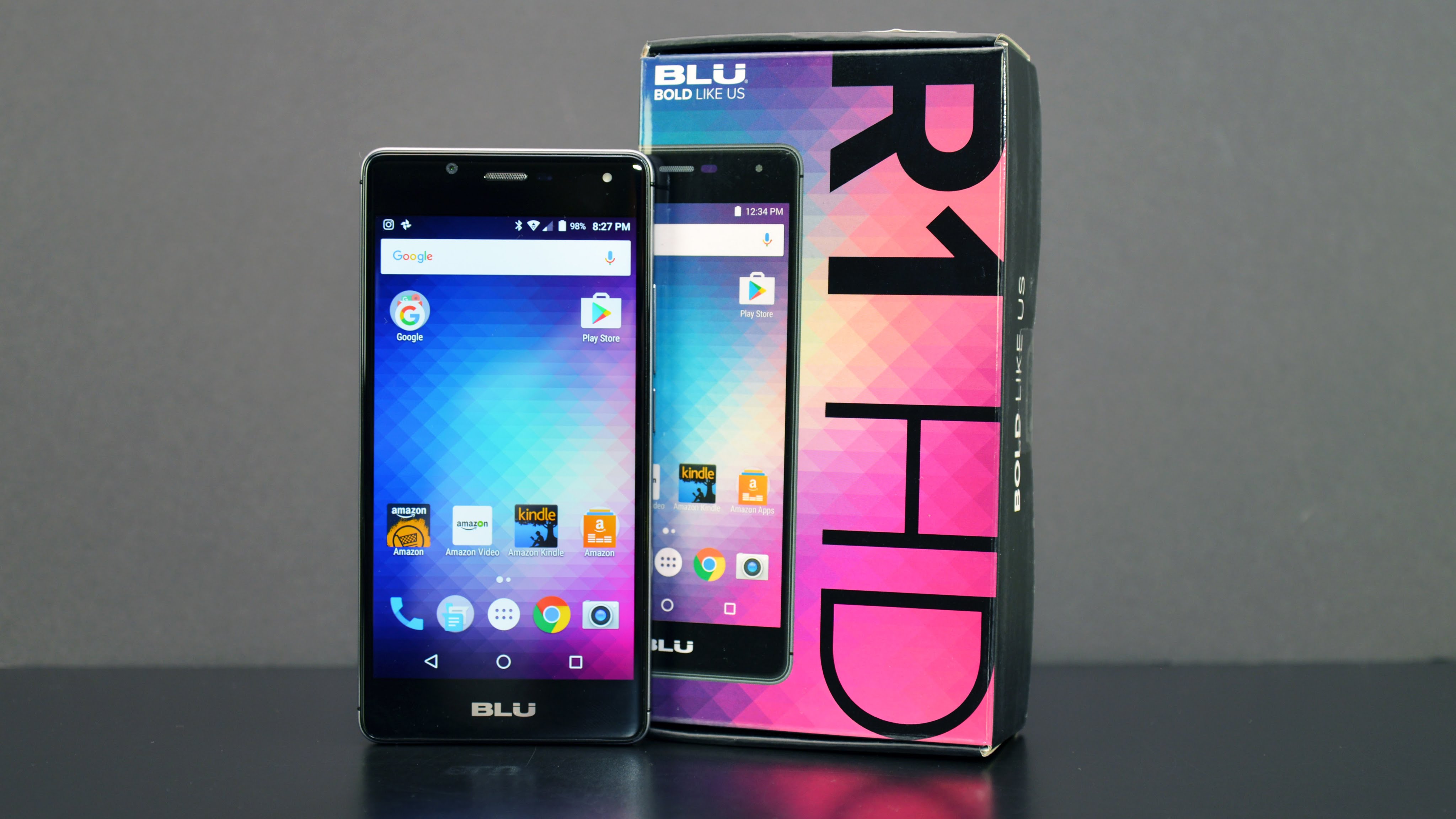 Program so najprej odkrili na poceni mobilniku BlU R1 HD, ki ga je ekskluzivno prodajal Amazon.