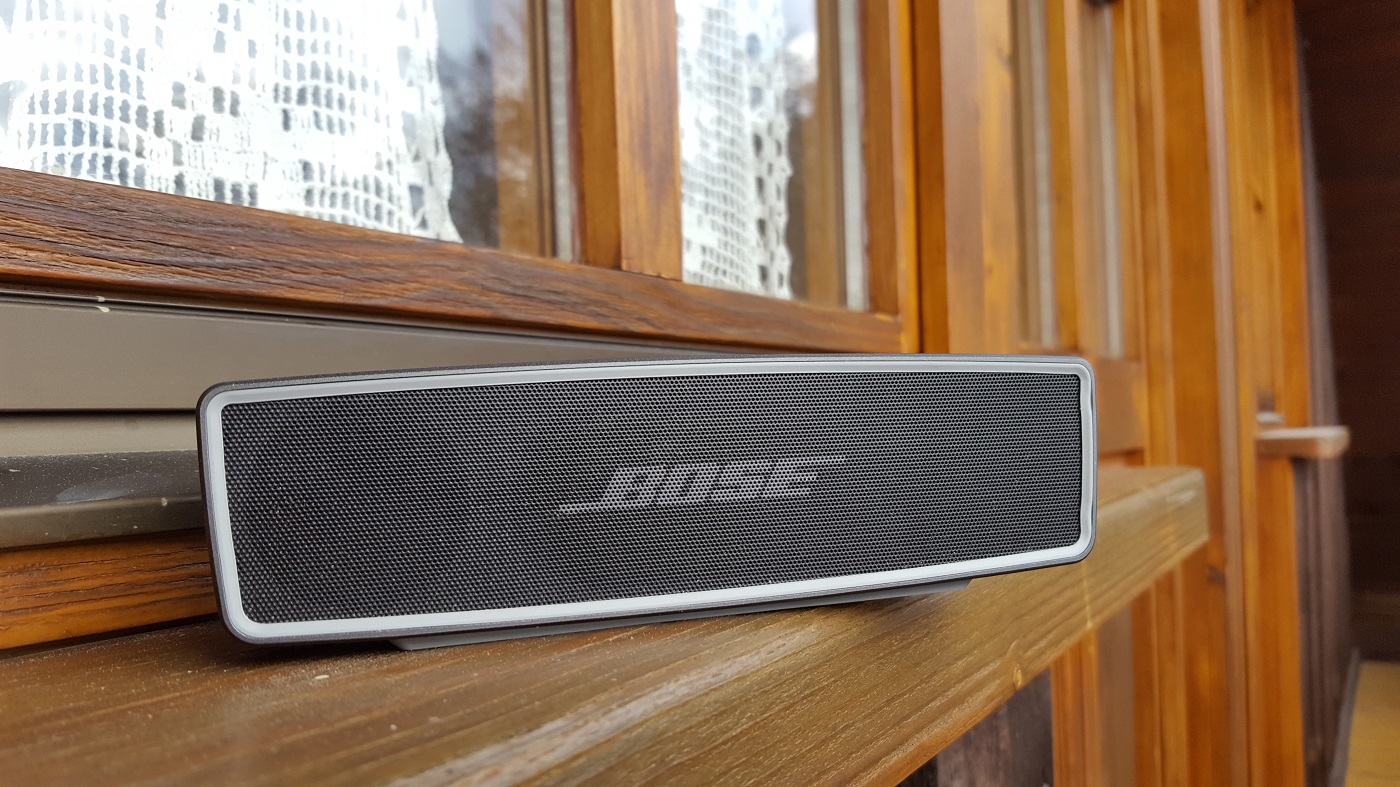 Bose_SoundLink_Mini_II_okenska