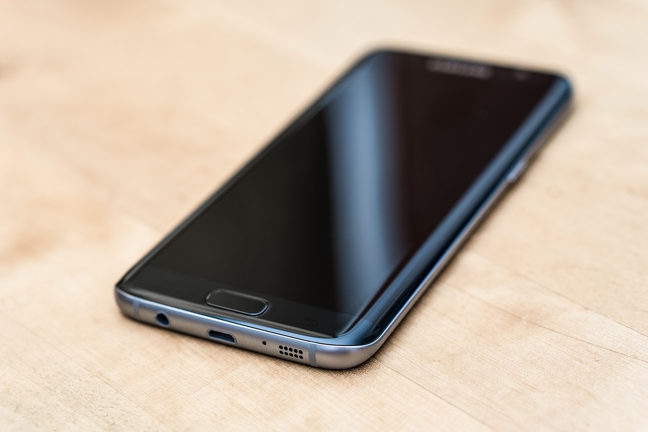 Je Galaxy S7 zadnji Samsungov paradni konj s priključkom za slušalke?