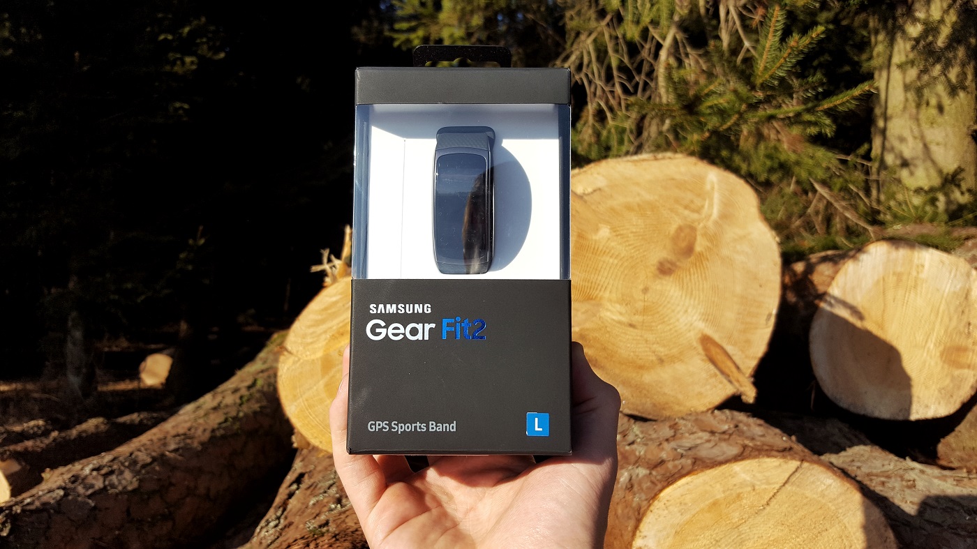 Samsung Gear Fit 2 skatla