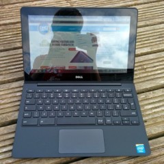 Dell s Chromebookom v šolske klopi