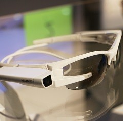 Sony že razkazuje svoja pametna očala