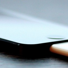 Vaš pametni telefon polnite narobe!