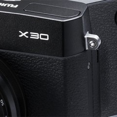 Novo v spletni trgovini enaA: fotoaparati Fujifilm in izdelki za vzdrževanje foto opreme