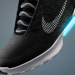 Nike izdelal superge, ki se zavežejo same