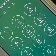 FBI naj bi pri vdoru v teroristov iPhone pomagali Izraelci