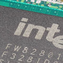 Intel naj bi spet odpuščal