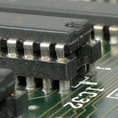 Apple razvija nov čip za Mac prenosnike, ki bo izboljšal trajanje baterije