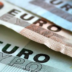 Vodič: Kako kupiti odličen telefon, ne da bi zapravili preveč