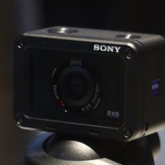 Sony z novo RX0 akcijsko kamero naskakuje nadvlado GoPro kamer