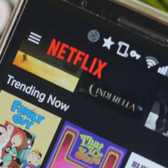Evropejci lahko na potovanjih uživamo v Netflixu brez regijskih omejitev