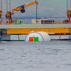 Microsoft na dno morja potopil prvi avtonomni podatkovni center