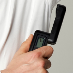 To napravo za merjenje smradu boste želeli podariti sopotnikom na avtobusu