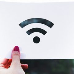Preprosti koraki za varnost pri uporabi javnega WiFi omrežja