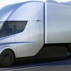 Teslin poltovornjak že avtonomno vozi po Ameriki