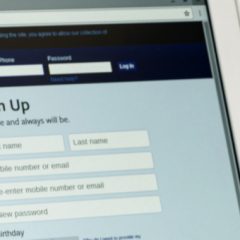Facebook bo objave pregledoval s pomočjo sistema Rosetta