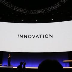 Samsungov prepogljiv telefon že letos?