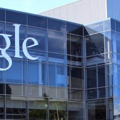 Google bo končno od proizvajalcev mobilnikov zahteval redne posodobitve Androida