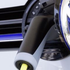 Volkswagen razvil prenosne polnilne postaje za e-vozila