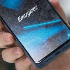 Energizerjeva naprava z 18 000 mAh baterijo – je to telefon ali power bank?