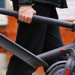 V Evropo prihaja še en ponudnik izposoje električnih skirojev