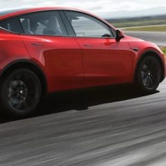 Tesla predstavila novi kompaktni SUV – Model Y