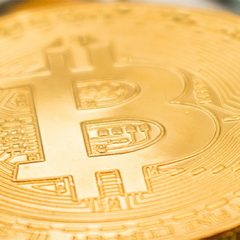 Z reševanjem ugank do bogastva v bitcoinih