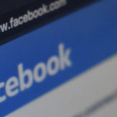 Facebook uporablja podizvajalce za urjenje umetne inteligence