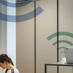 Philips bo prodajal pametne luči, ki oddajajo brezžično omrežje
