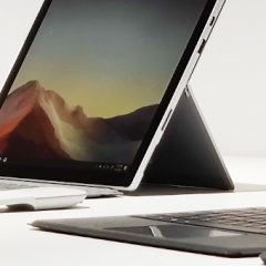 Microsoft predstavil štiri nove prenosnike Surface