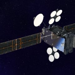 Apple naj bi razvijal svoje satelite