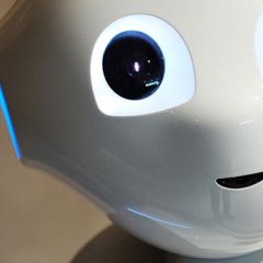 Microsoft bo novinarje zamenjal z umetno inteligenco