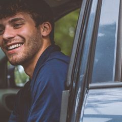 Kalifornija razsodila, da mora Uber voznike obravnavati kot zaposlene